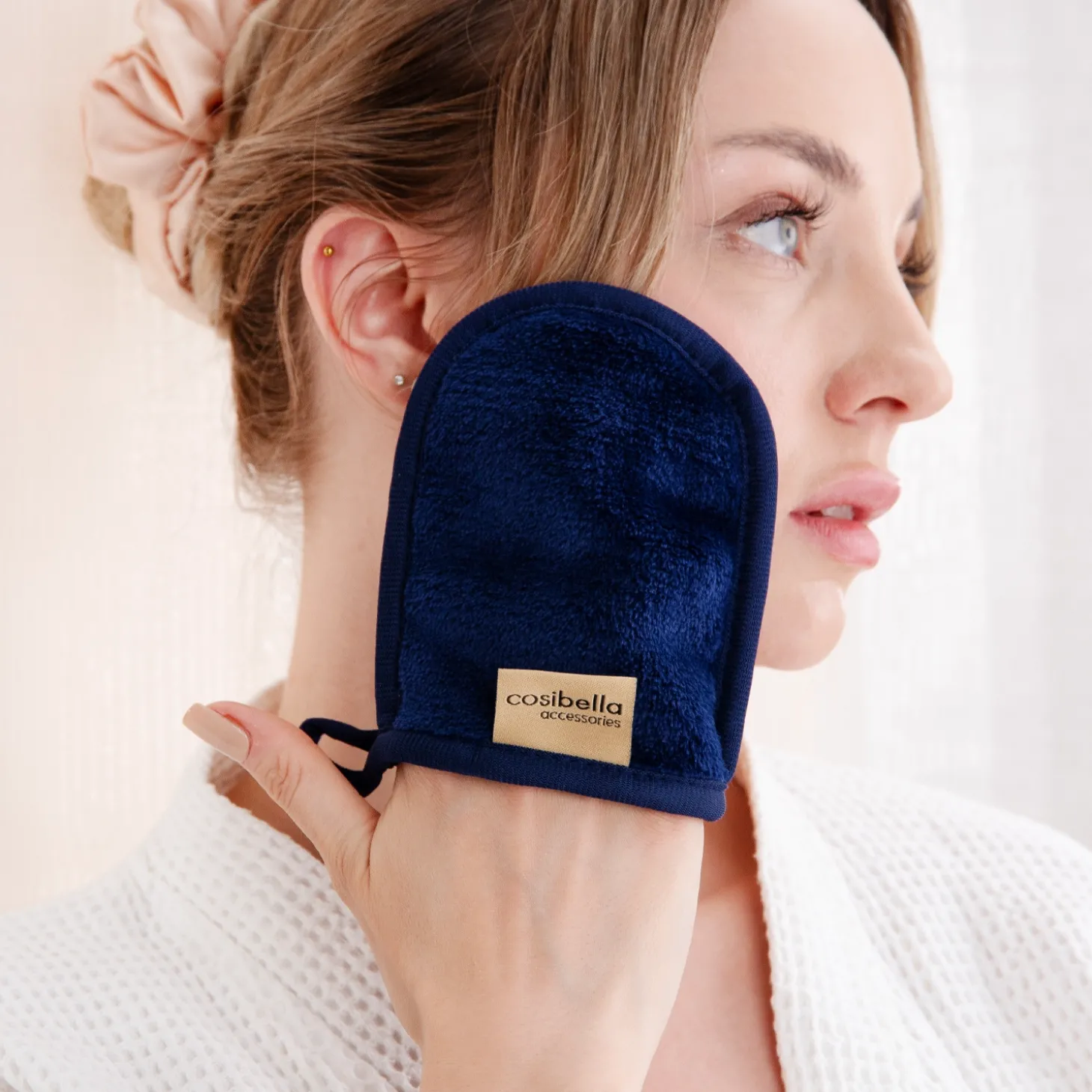 Cosibella Accessories - Rękawica Do Demakijażu Z Użyciem Samej Wody - Pacific Blue