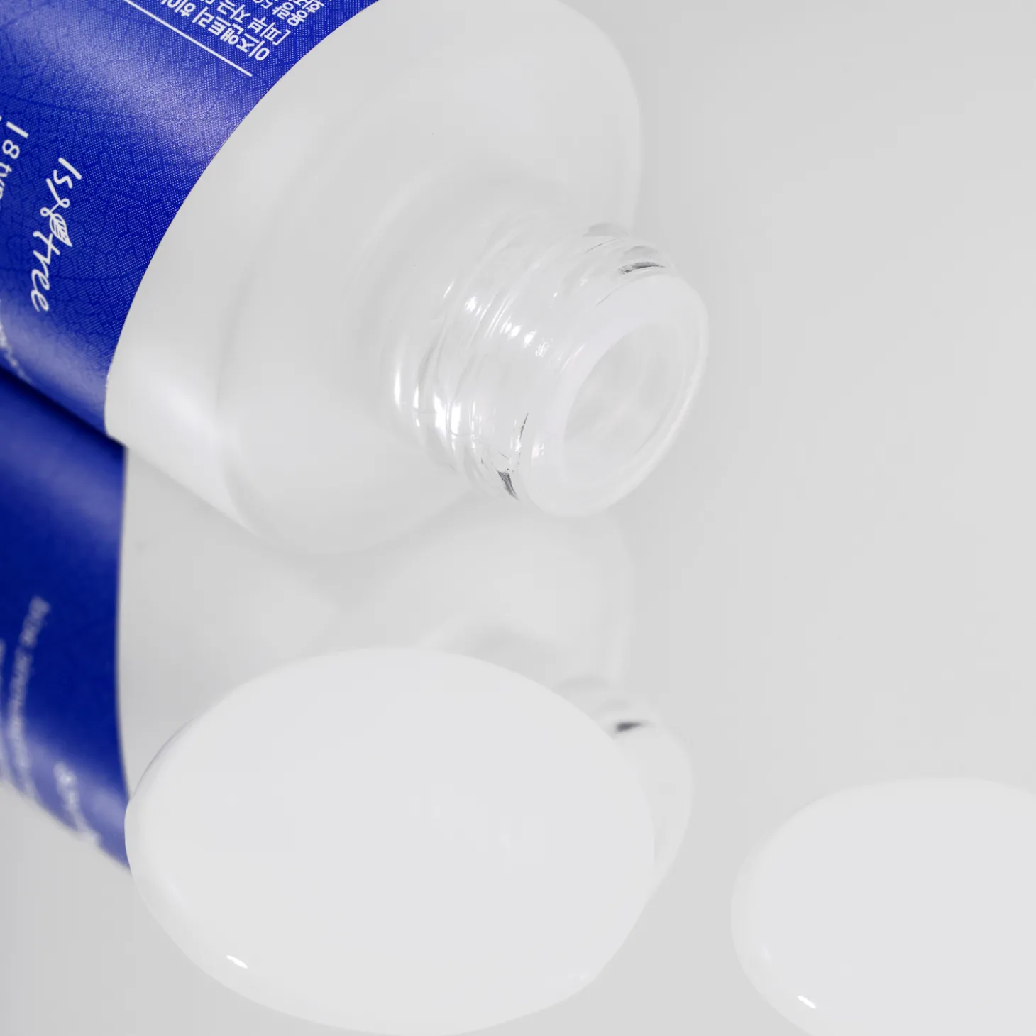 Isntree - Hyaluronic Acid Water Essence - Nawilżająca Esencja z Kwasem Hialuronowym - 50ml