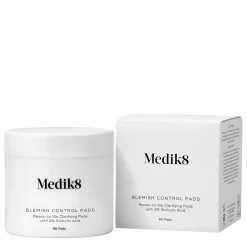Medik8 - Blemish Control Pads - Ready-to-Go Clarifying Pads - Bezalkoholowe Płatki Złuszczające dla Skóry Problematycznej - 60szt