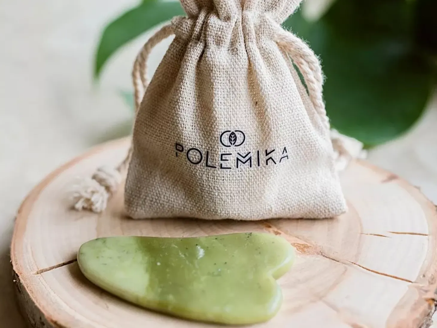 Polemika - Jadeitowa Płytka Gua Sha do Masażu Twarzy i Szyi