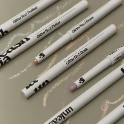 Unleashia - Pretty Easy Glitter Stick - Brokatowa Kredka do Oczu - 1 Thrilled - 0,7g