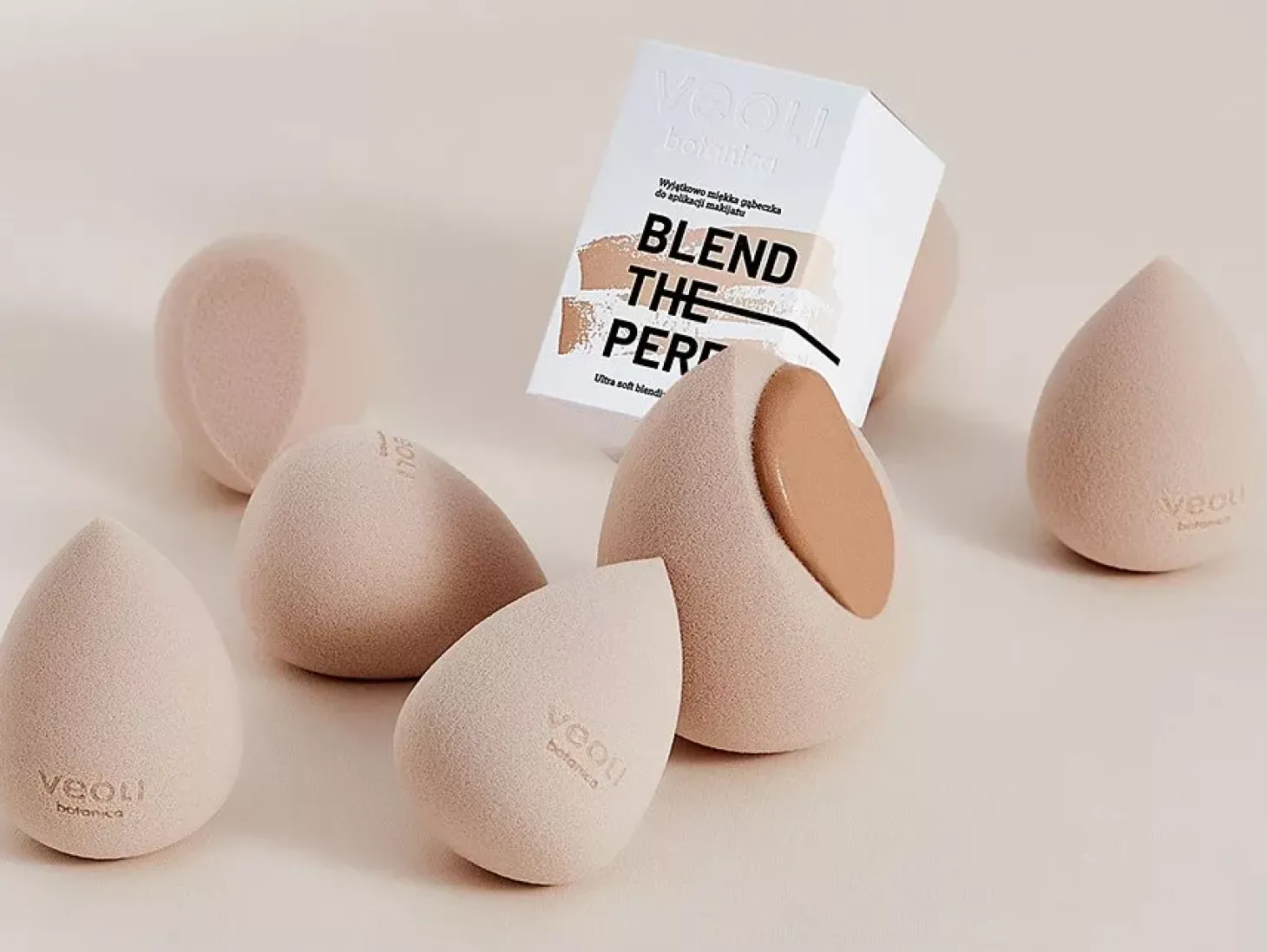 Veoli Botanica - Blend The Perfection - Uniwersalna Gąbeczka do Makijażu